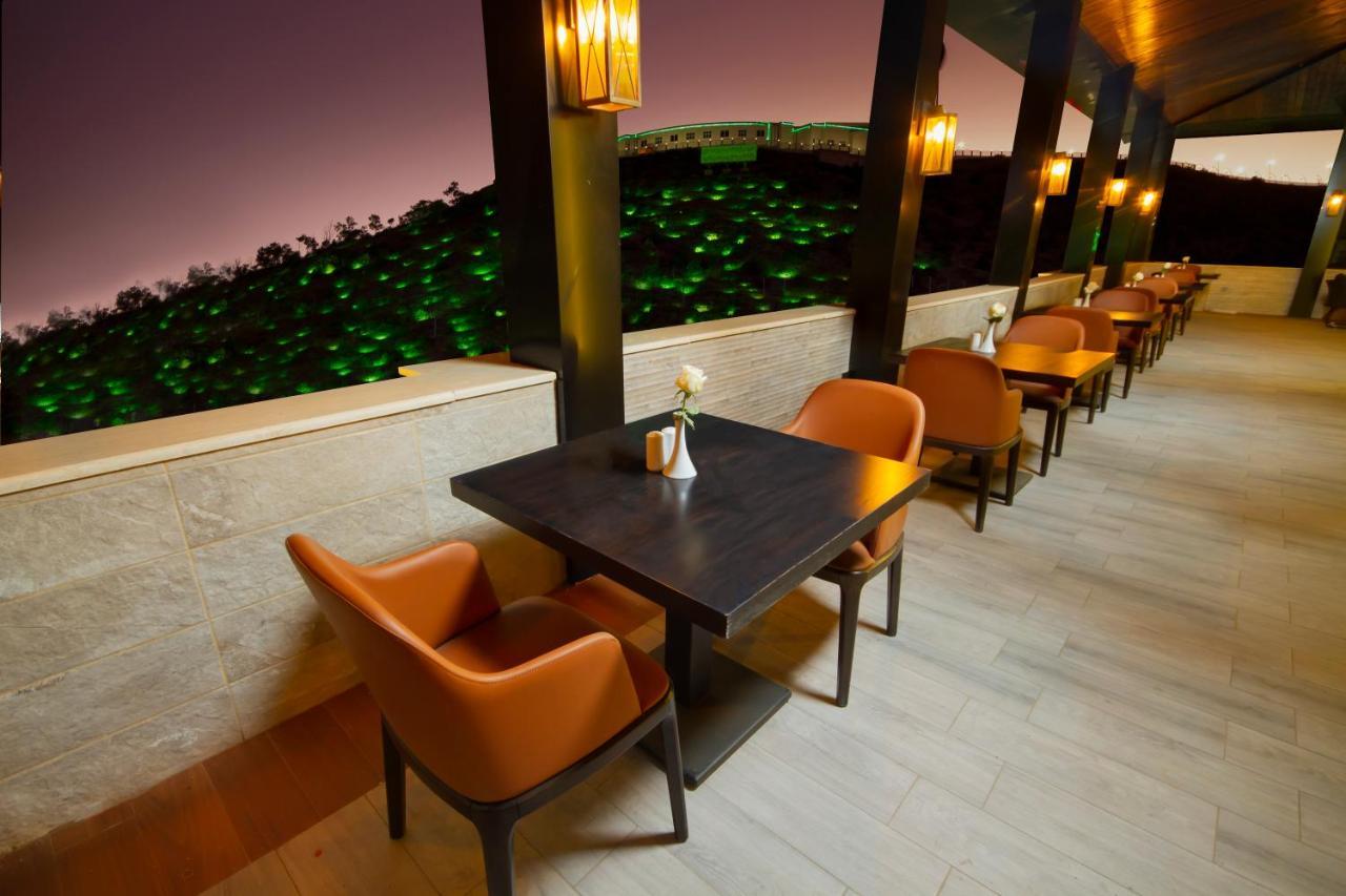 Swiss Spirit Hotel & Suites Al Baha Luaran gambar